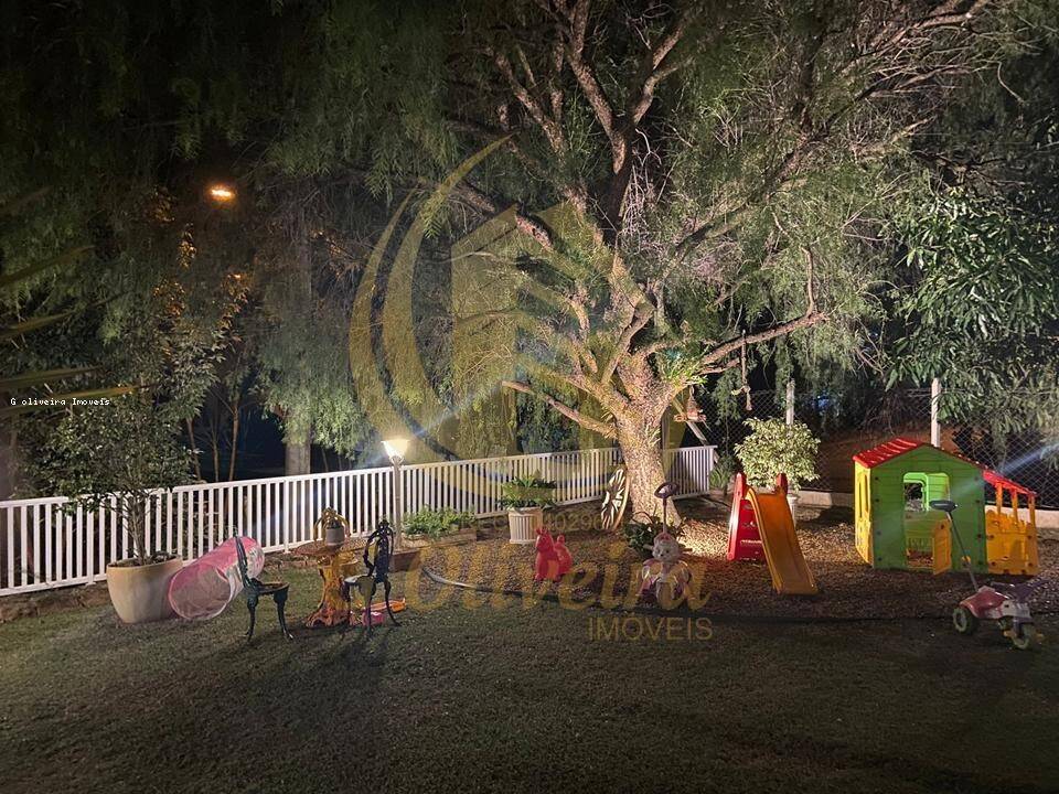 Casa, 4 quartos, 360 m² - Foto 18