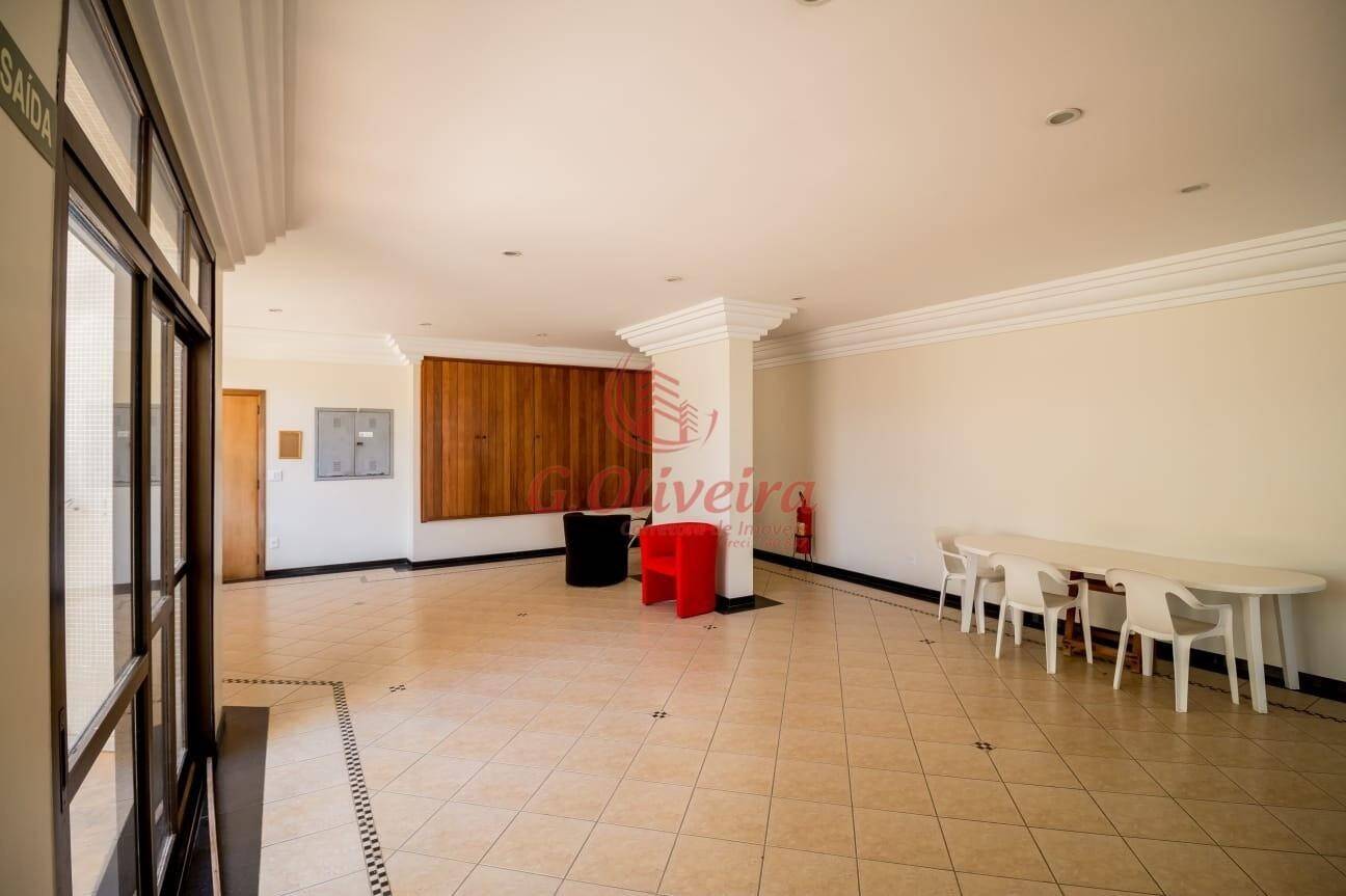 Apartamento, 3 quartos, 216 m² - Foto 10