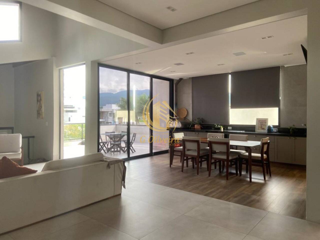 Casa em LOTEAMENTO BRISAS DE JUNDIAI, Jundiaí - Casa Jundiai Condomínio Brisas  Jundiai, com 4 Quartos e 2 Suítes.