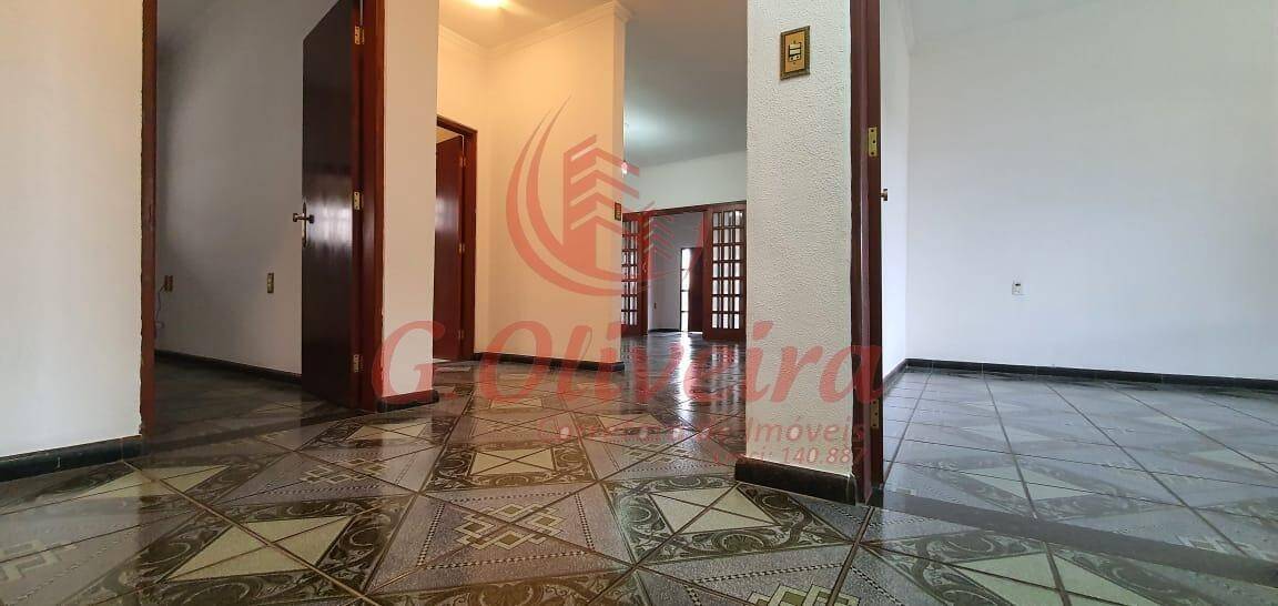 Casa, 3 quartos, 330 m² - Foto 39