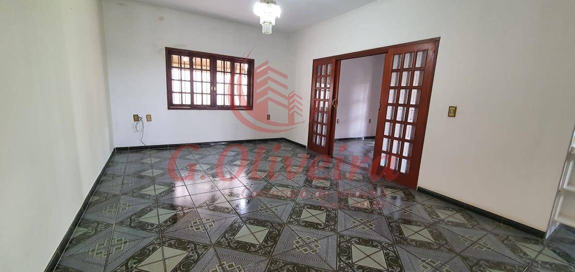 Casa, 3 quartos, 330 m² - Foto 42