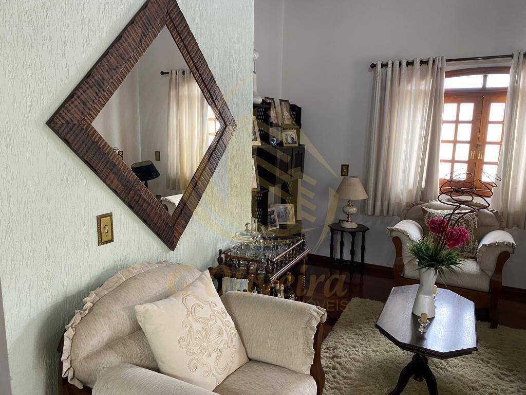 Casa, 3 quartos, 295 m² - Foto 4