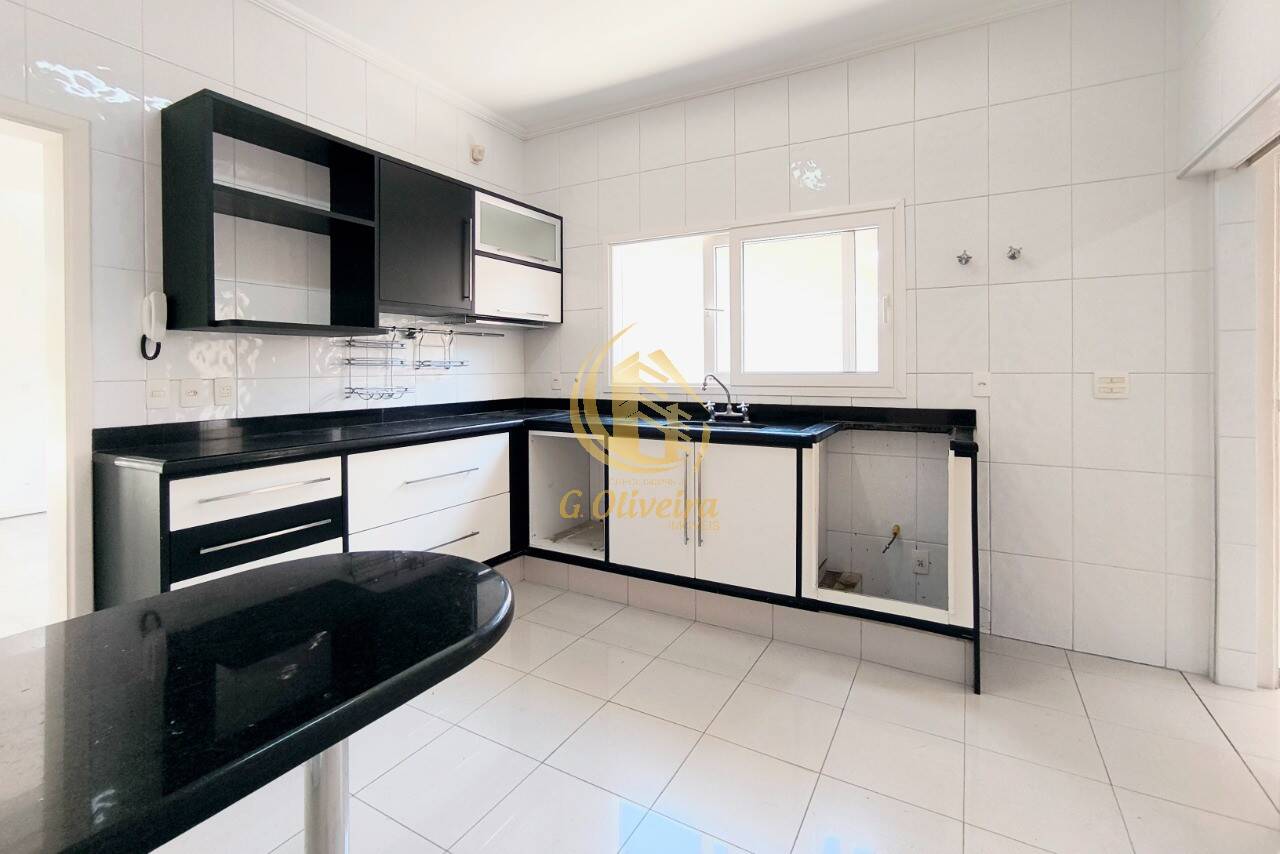 Sobrado, 3 quartos, 302 m² - Foto 11