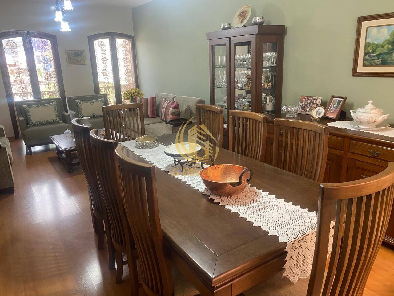 Casa, 4 quartos, 249 m² - Foto 2