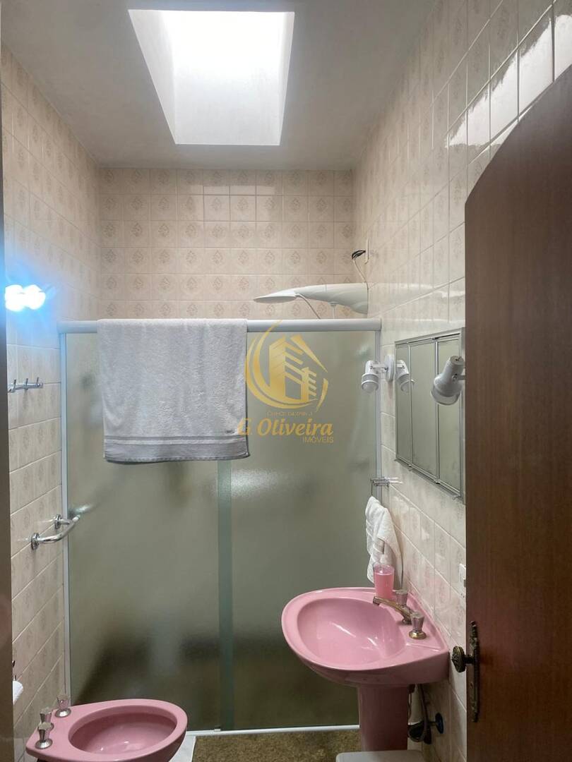 Casa, 4 quartos, 249 m² - Foto 26