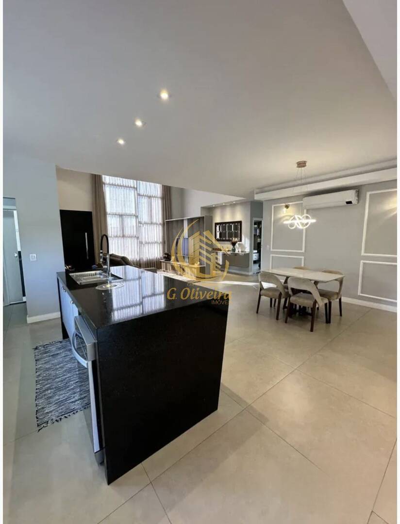 Sobrado, 4 quartos, 250 m² - Foto 9