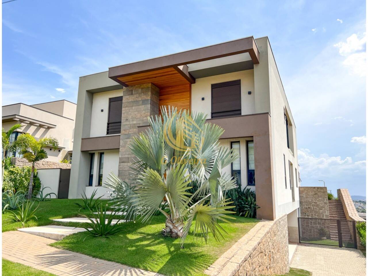 Sobrado, 4 quartos, 458 m² - Foto 1