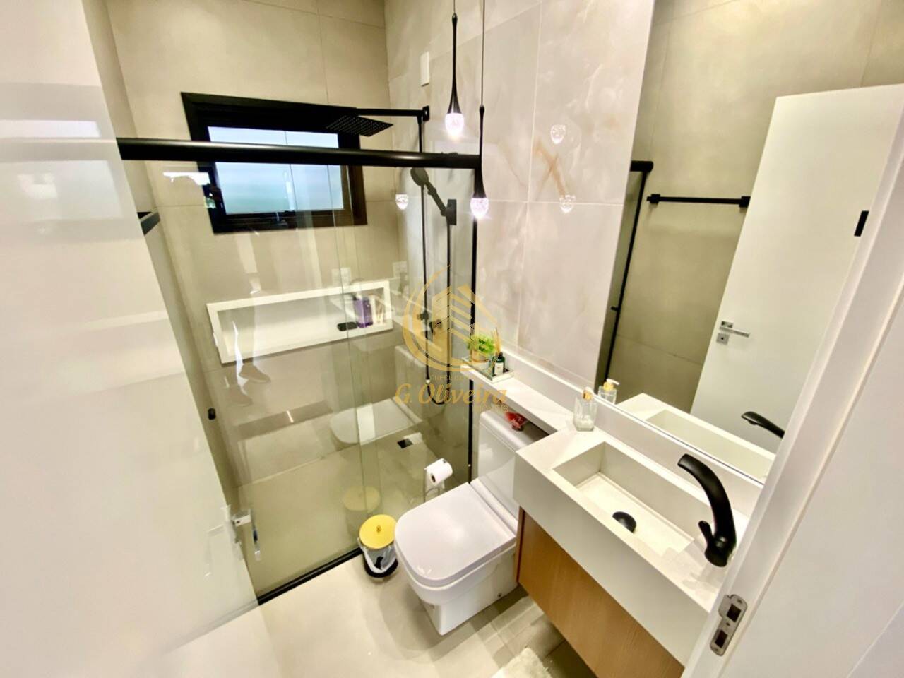 Sobrado, 3 quartos, 255 m² - Foto 1