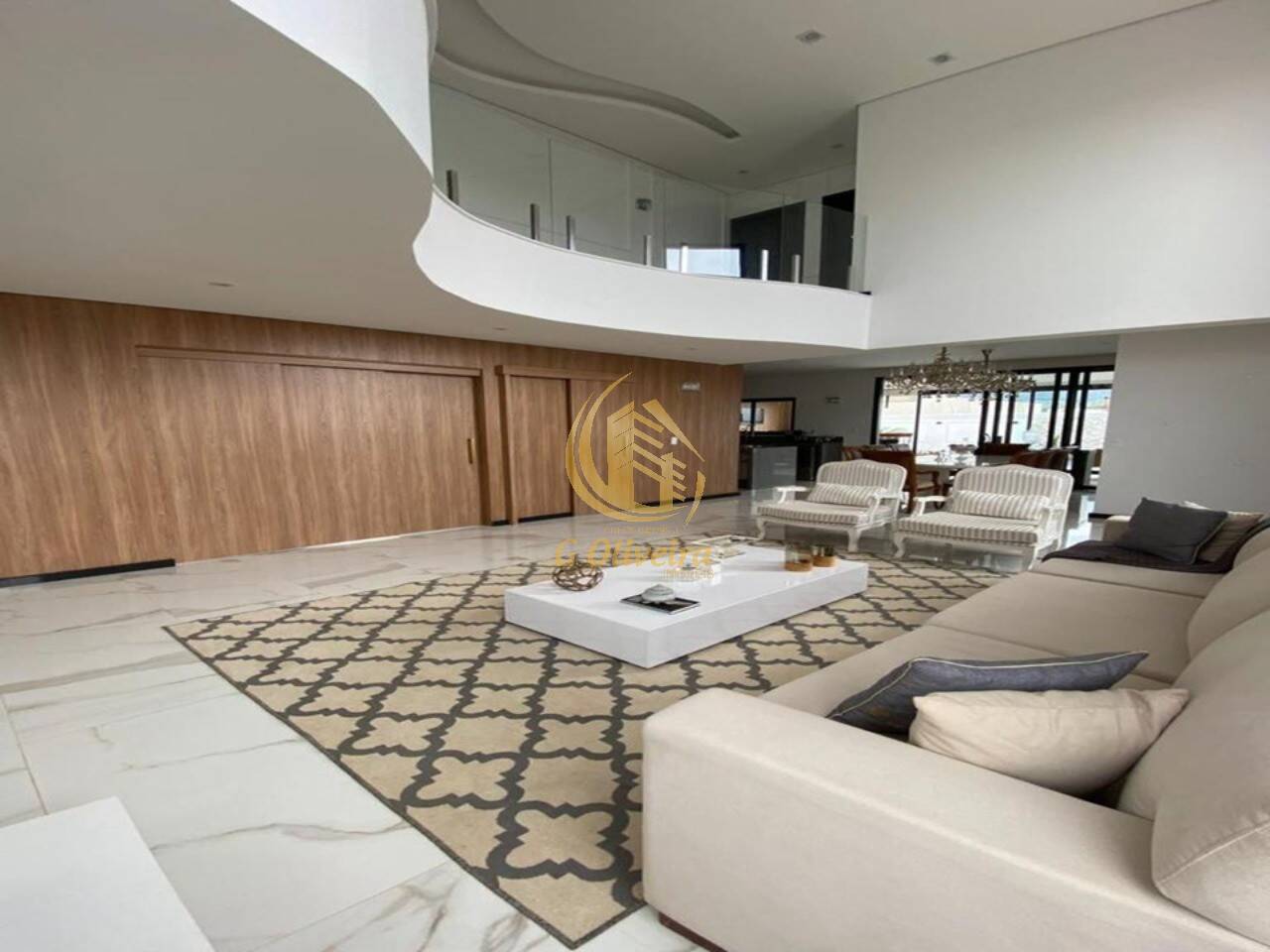 Sobrado, 3 quartos, 315 m² - Foto 2