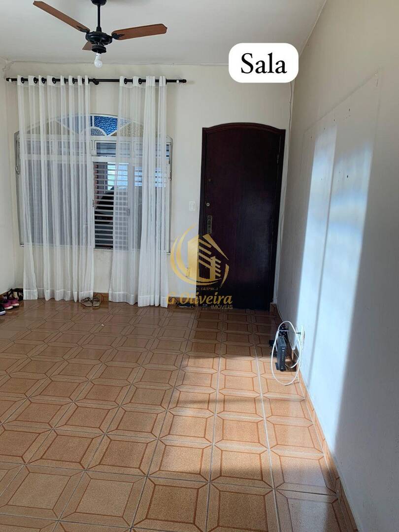 Sobrado, 3 quartos, 200 m² - Foto 2