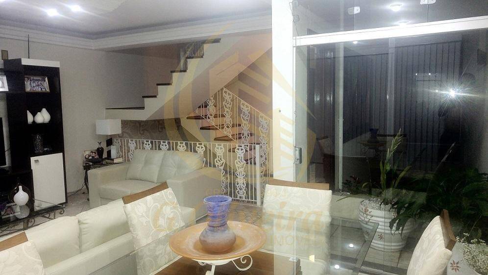 Sobrado, 4 quartos, 280 m² - Foto 2