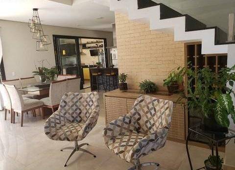 Sobrado, 4 quartos, 352 m² - Foto 1