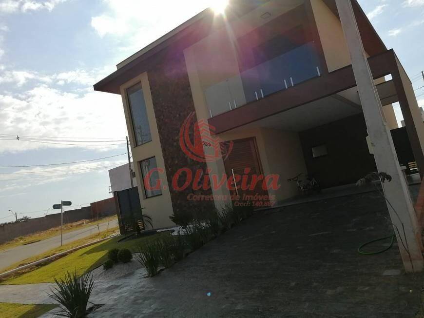 Sobrado, 3 quartos, 240 m² - Foto 1