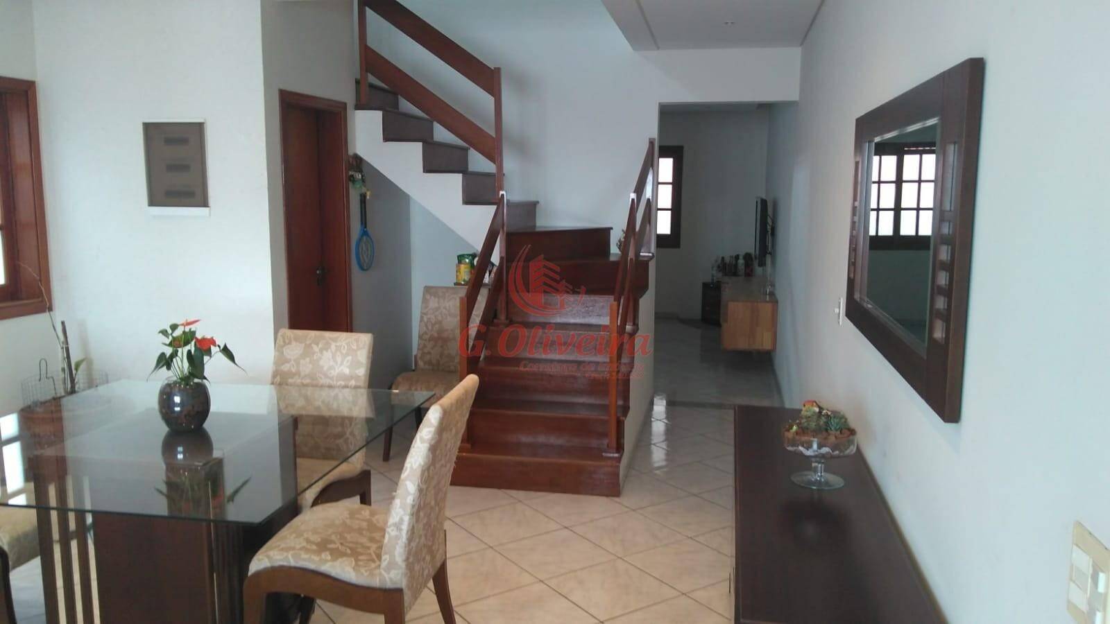 Sobrado, 3 quartos, 210 m² - Foto 1