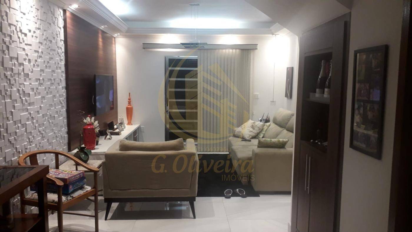 Sobrado, 3 quartos, 198 m² - Foto 1