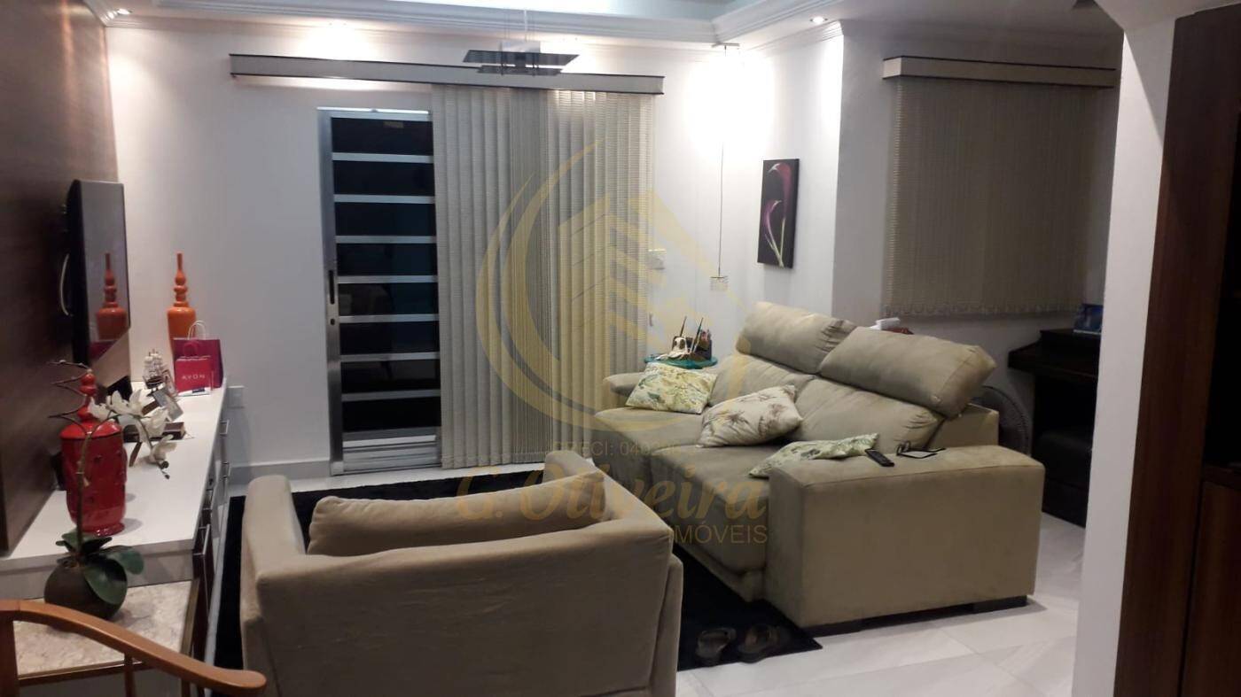 Sobrado, 3 quartos, 198 m² - Foto 2