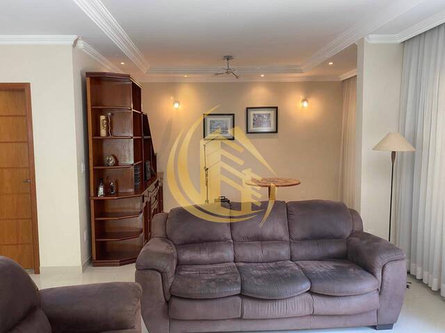 Sobrado para Venda em Jundiaí - 4