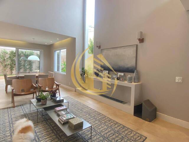 Sobrado para Venda em Jundiaí - 2