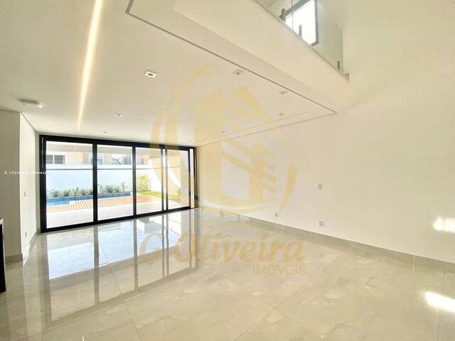 Sobrado para Venda em Jundiaí - 3