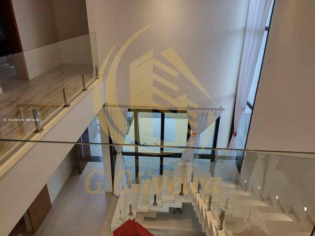 Sobrado para Venda em Jundiaí - 3