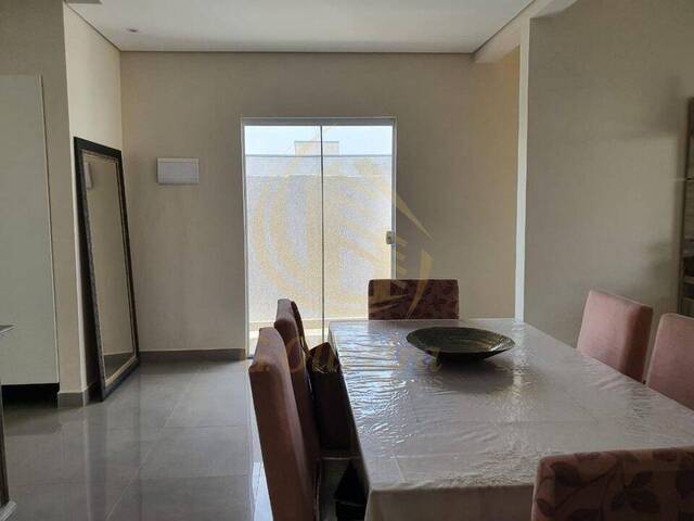 Casa para Venda em Cabreúva - 2