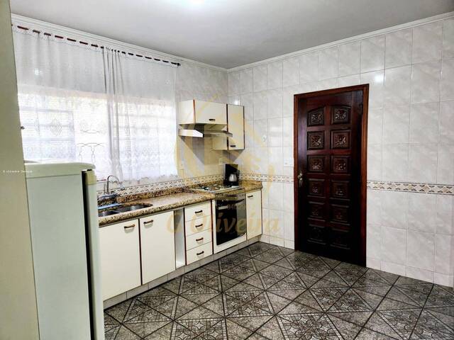 Casa para Venda em Várzea Paulista - 3