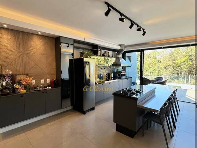 Sobrado para Venda em Jundiaí - 2