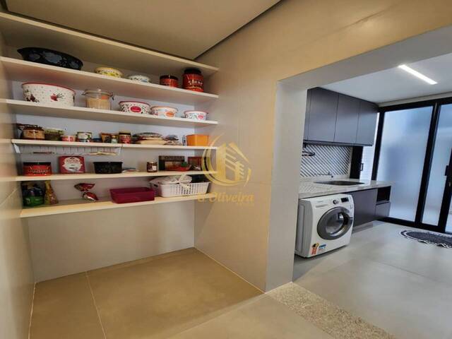 Sobrado para Venda em Jundiaí - 5