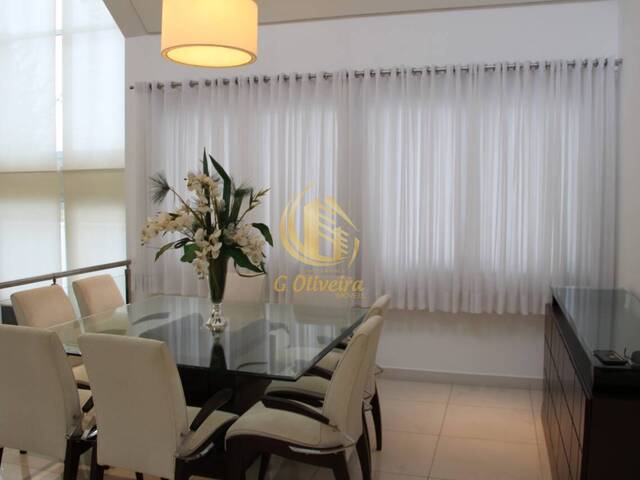 Sobrado para Venda em Jundiaí - 4