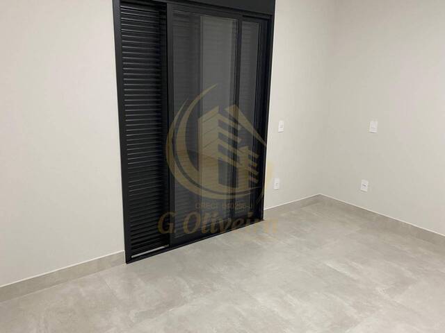 Sobrado para Venda em Jundiaí - 4