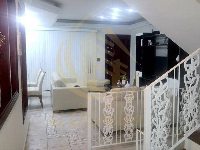 Sobrado para Venda em Jundiaí - 3