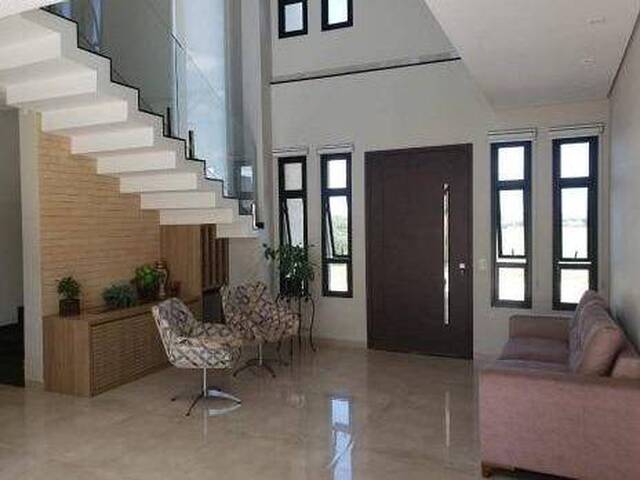 Sobrado para Venda em Jundiaí - 2