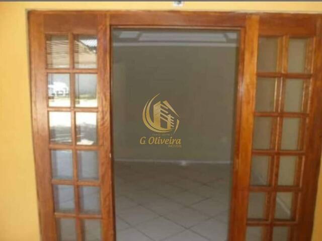 Sobrado para Venda em Jundiaí - 4