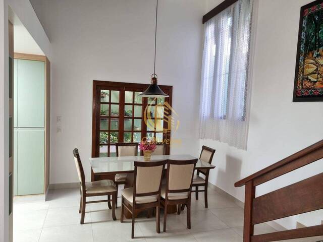 Sobrado para Venda em Jundiaí - 3