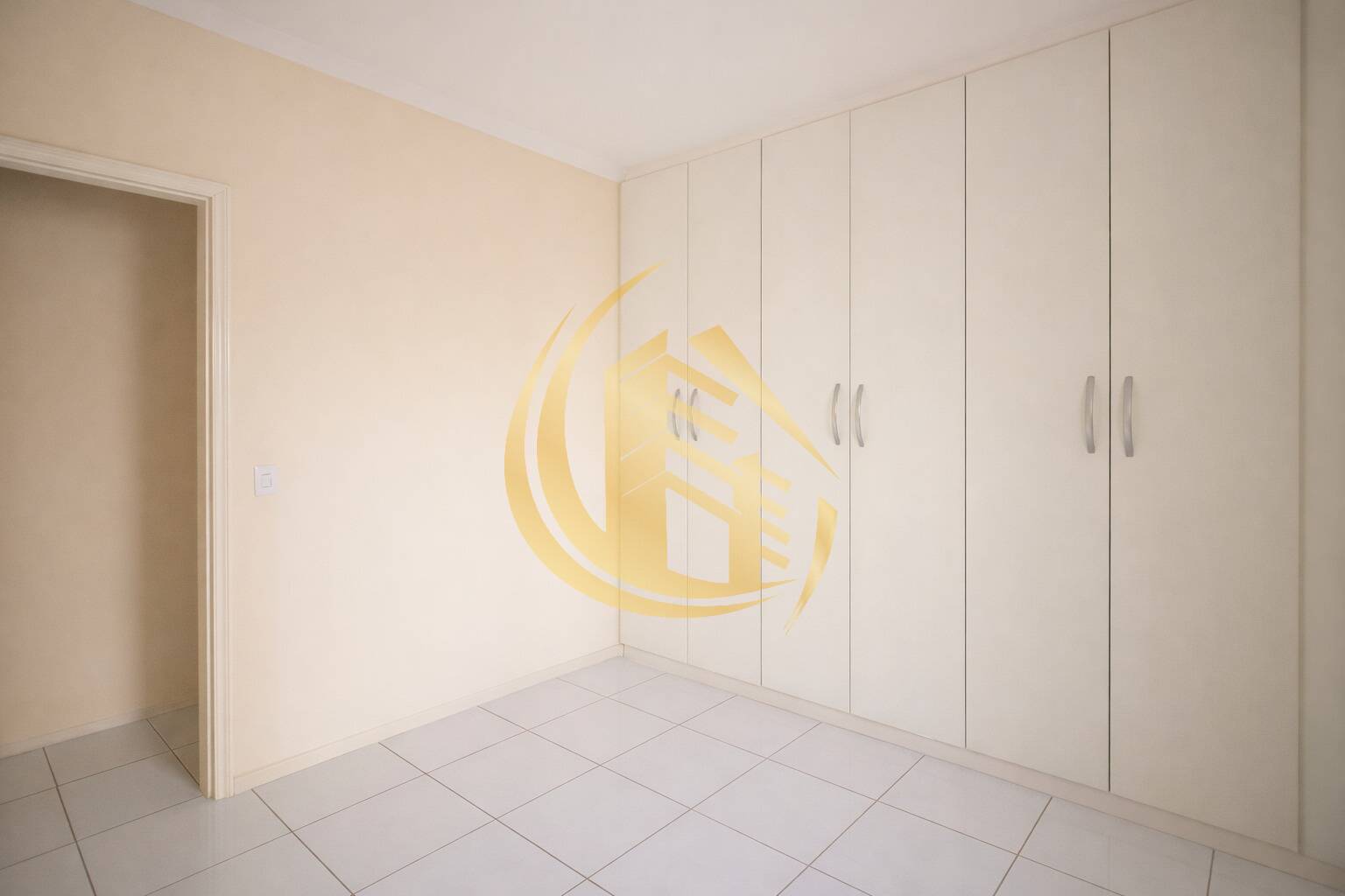 Casa, 4 quartos, 288 m² - Foto 4