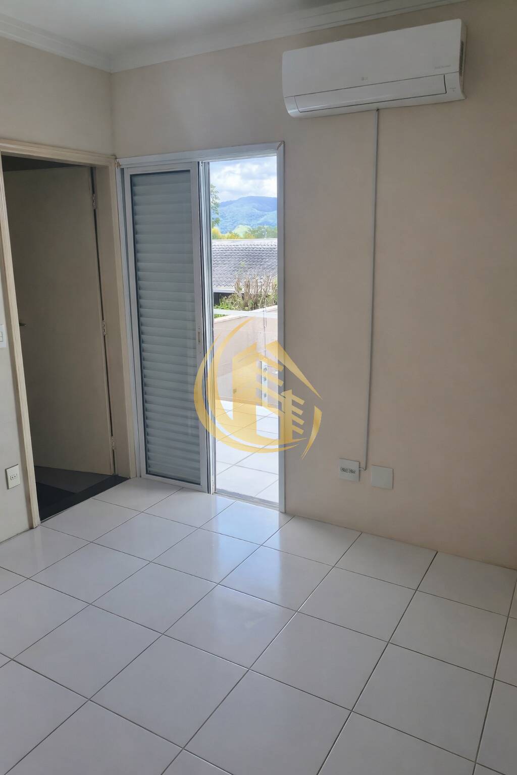 Casa, 4 quartos, 288 m² - Foto 32