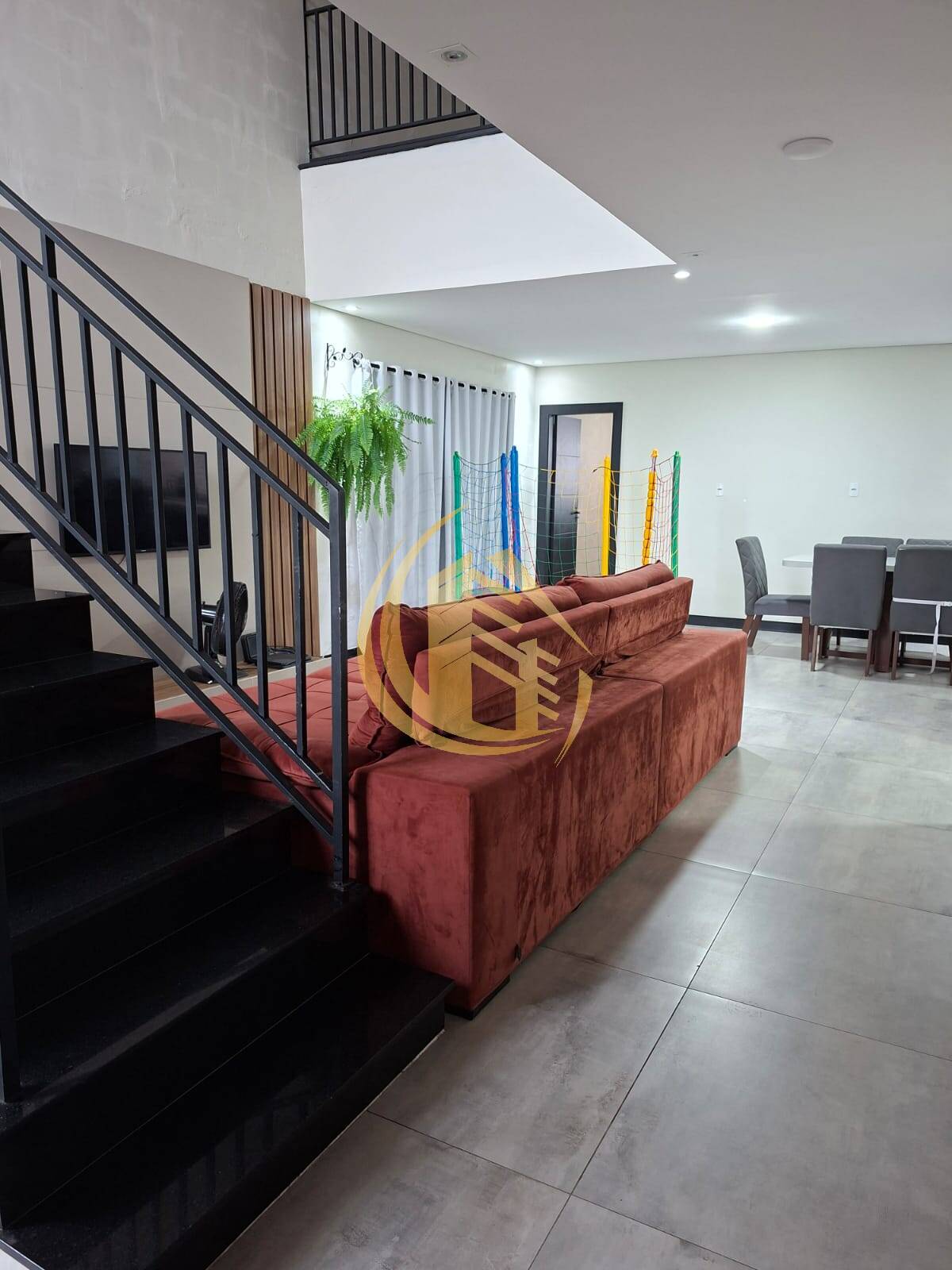 Sobrado, 4 quartos, 259 m² - Foto 2