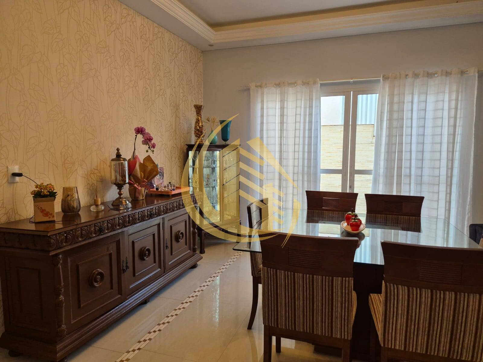 Casa, 3 quartos, 250 m² - Foto 4