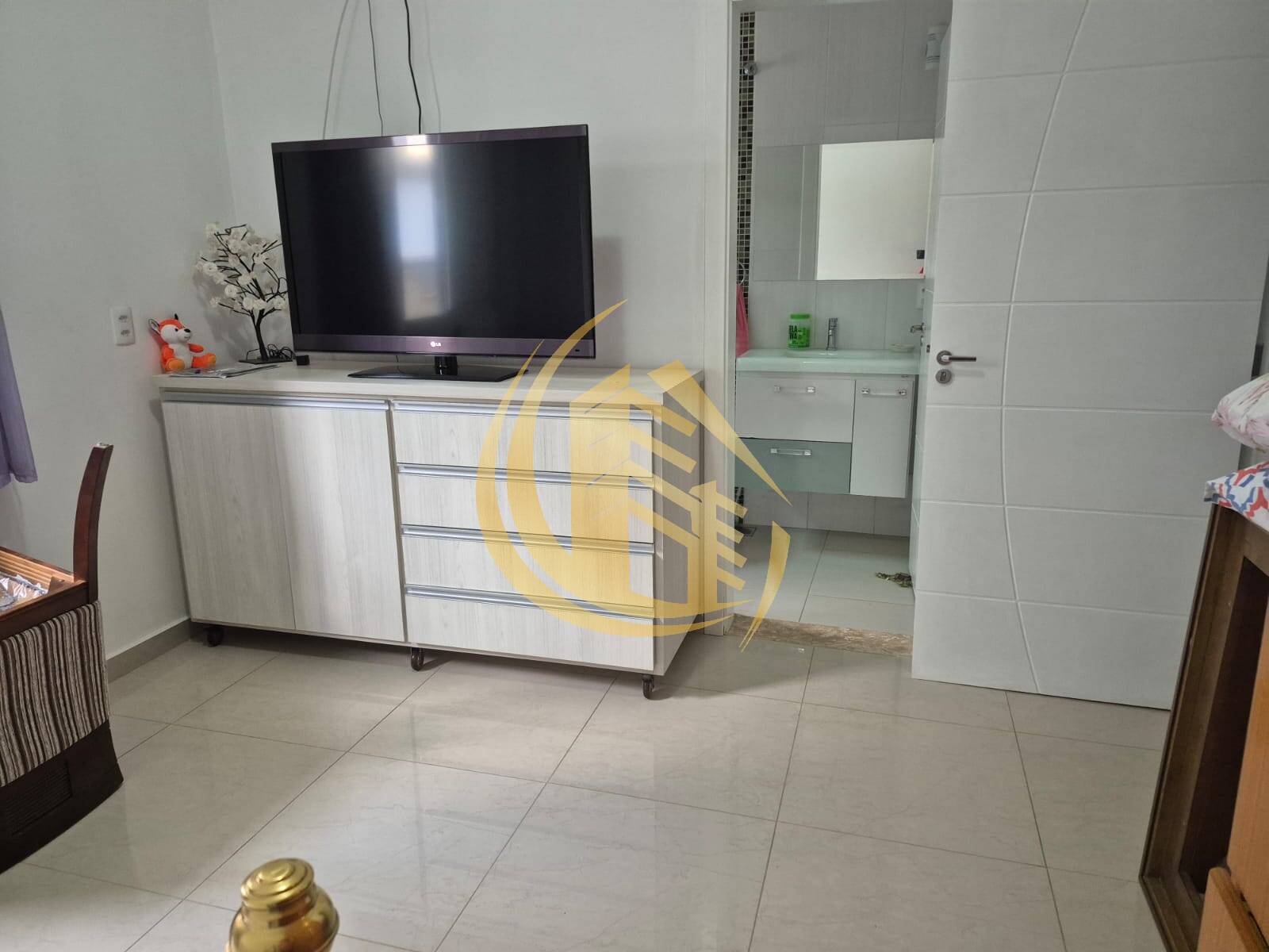Casa, 3 quartos, 250 m² - Foto 26