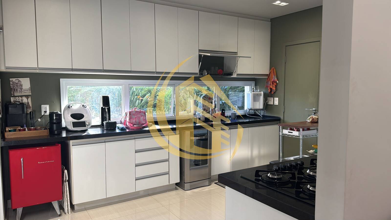 Sobrado, 3 quartos, 270 m² - Foto 3
