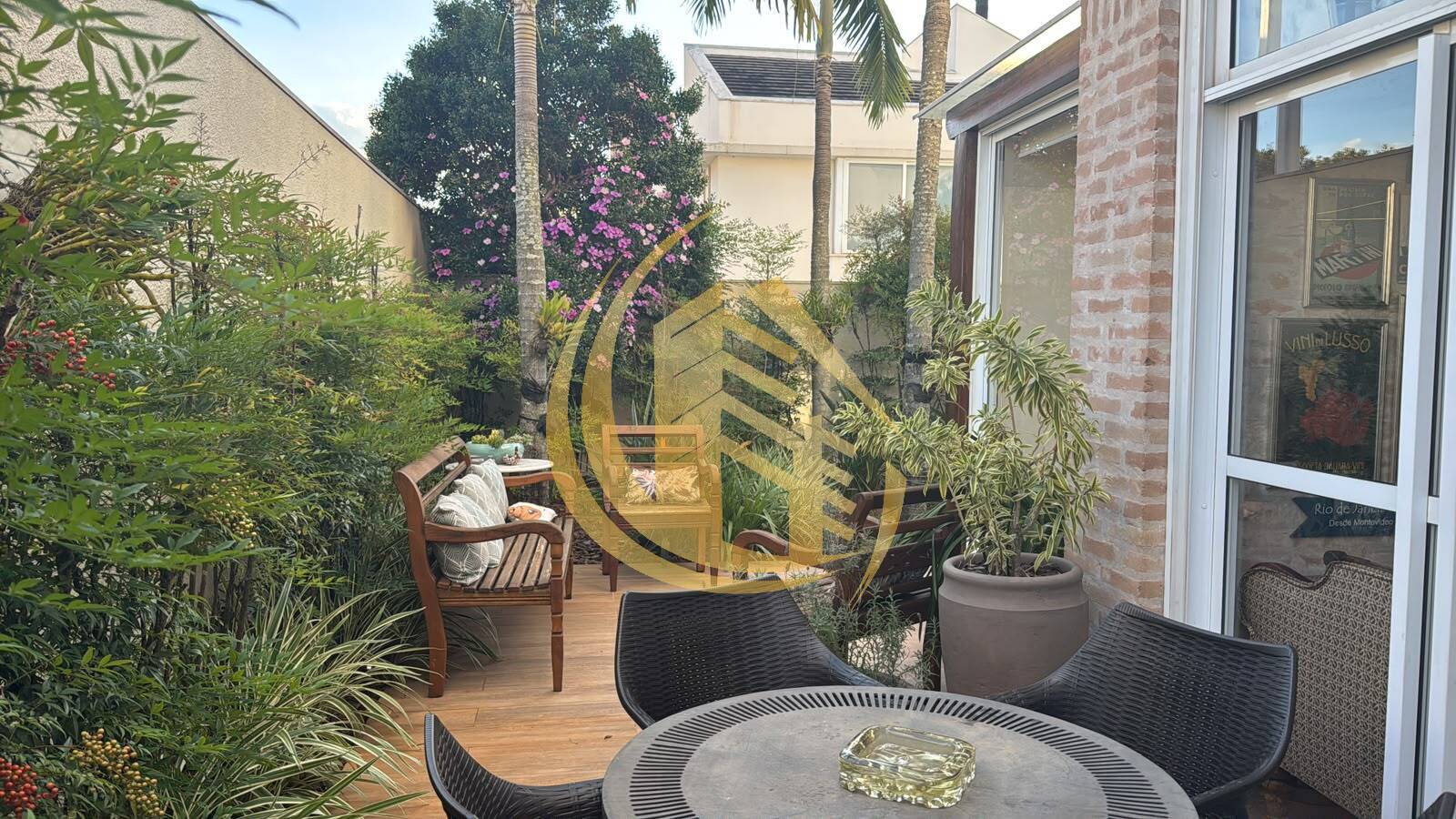 Sobrado, 3 quartos, 270 m² - Foto 10